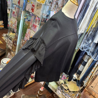 Tumugu Black Frill Sweatshirt, made in Japan