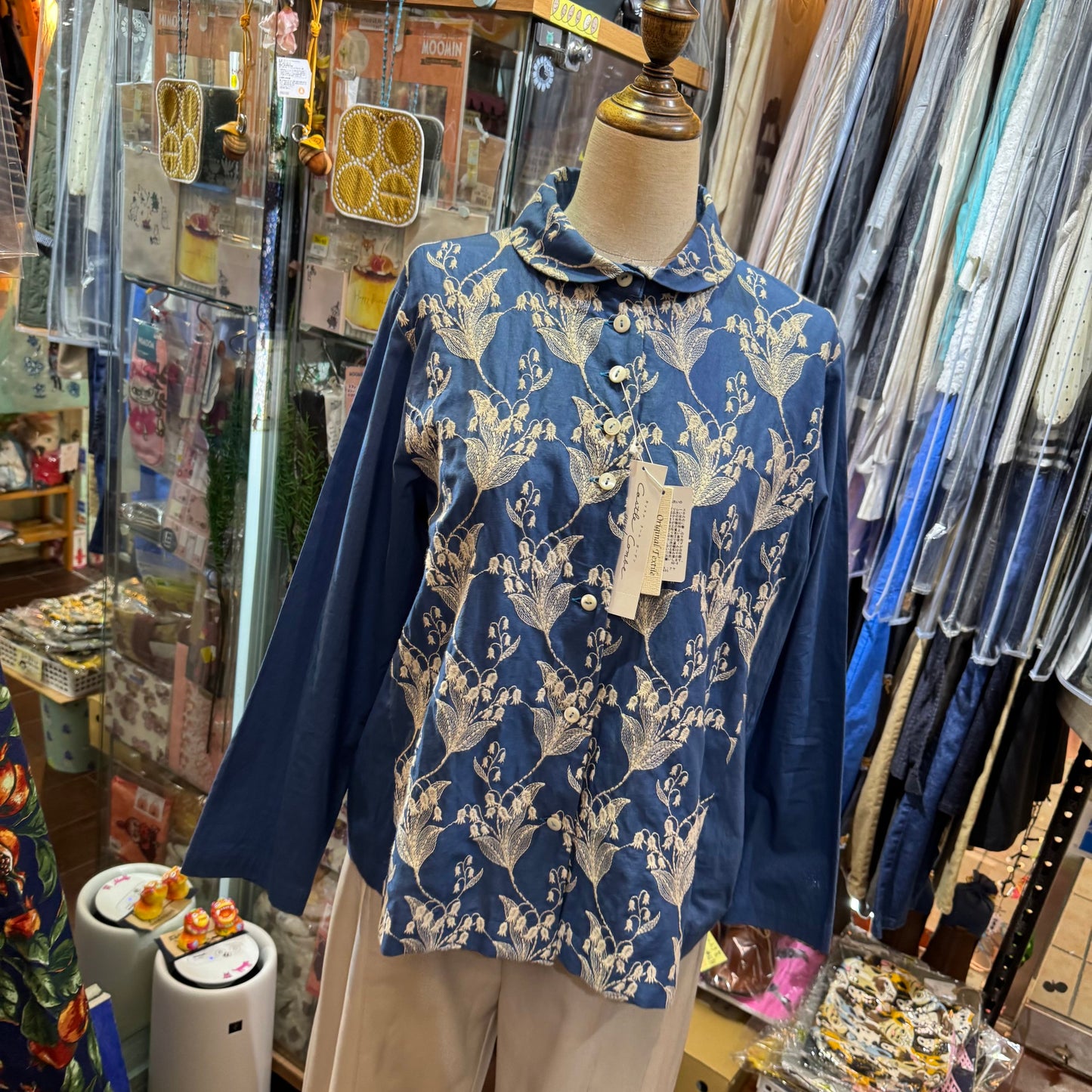 Castle Combre ...  Lily of the Valley Embroidery Blue Shirt, made in Japan