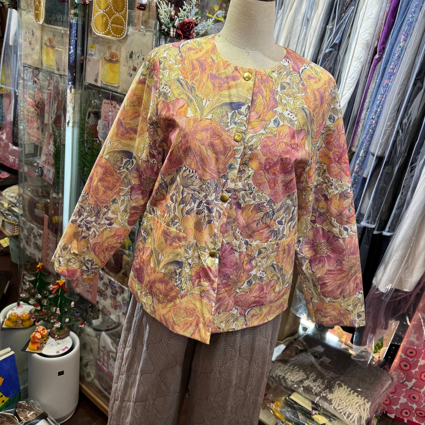Sale- Vent d Ouest X Liberty London 2Way Beige Jacket, made in Japan