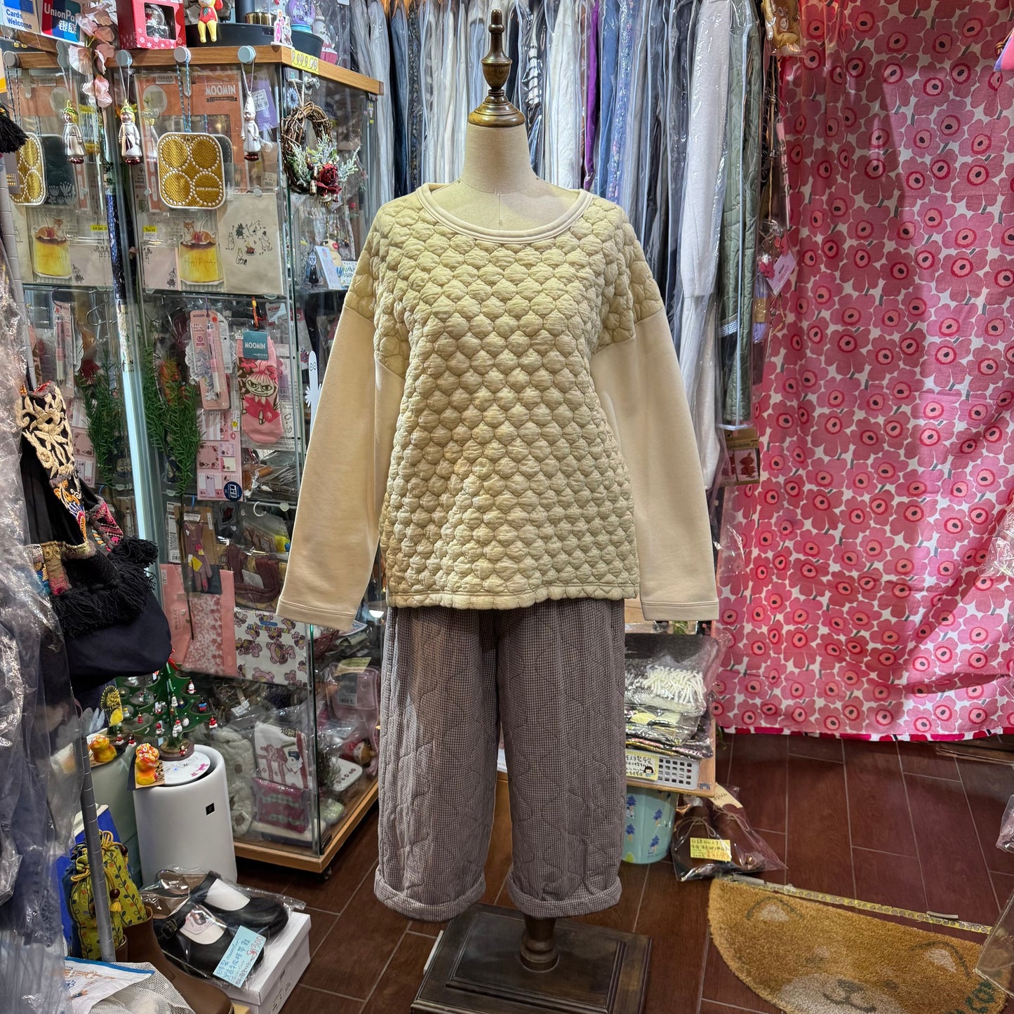 EXTRA20- Nachukara Ivory Dots Sweater, made in Japan