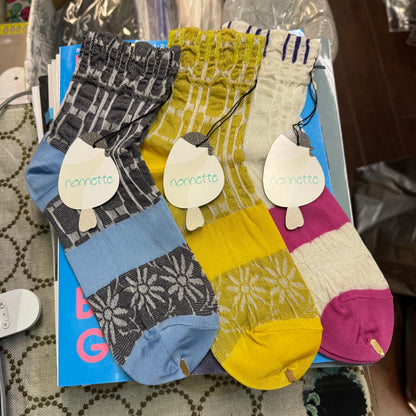Nonnette Floral Socks, 3 Colors, made in Japan
