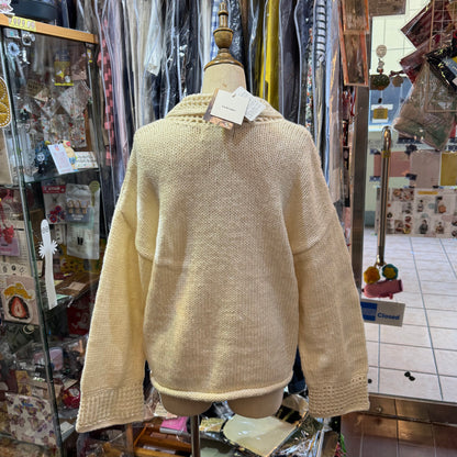 Tumugu White Hand Knit Cardigan, made in Peru
