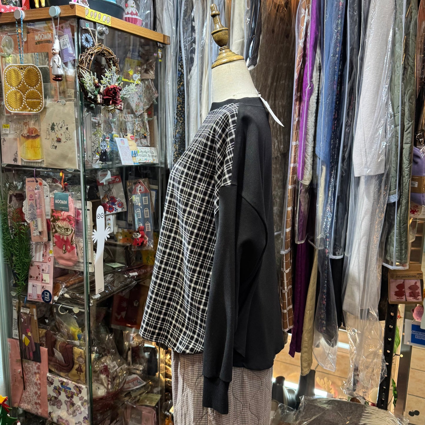 EXTRA20- Vent d Ouest Black Checked Sweater Top, made in Japan
