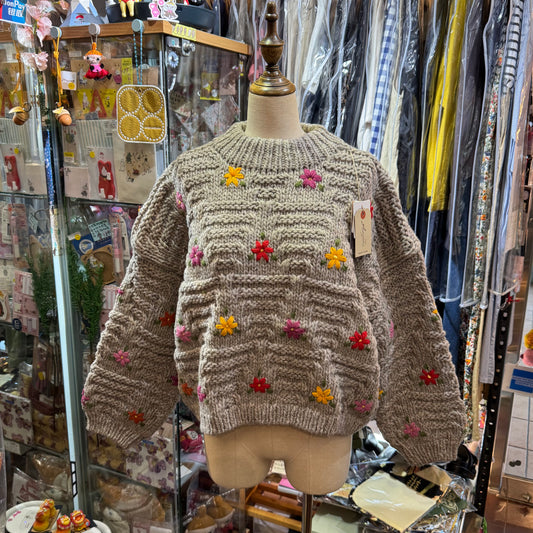 Ichi ANTIQUITES Hand Knit Embroidery Sweater, 2 Colors, made in Peru