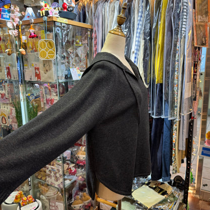 Tumugu Charcoal Embroidery Sweater