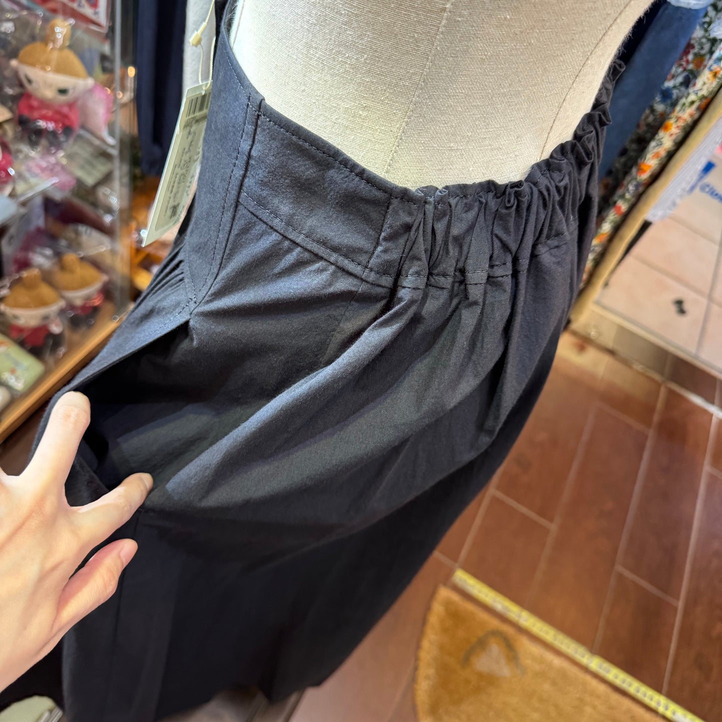 Vent d Ouest Black Skirt, made in Japan