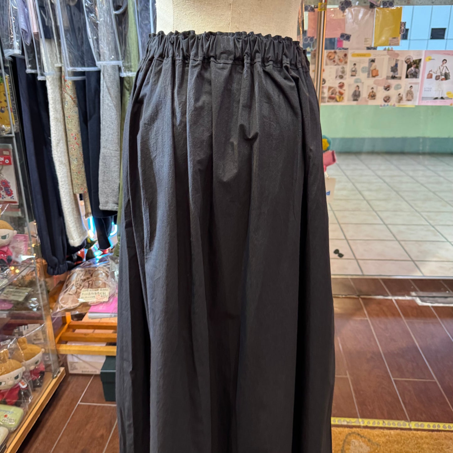Vent d Ouest Black Skirt, made in Japan