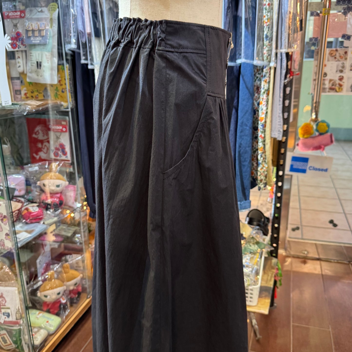 Vent d Ouest Black Skirt, made in Japan