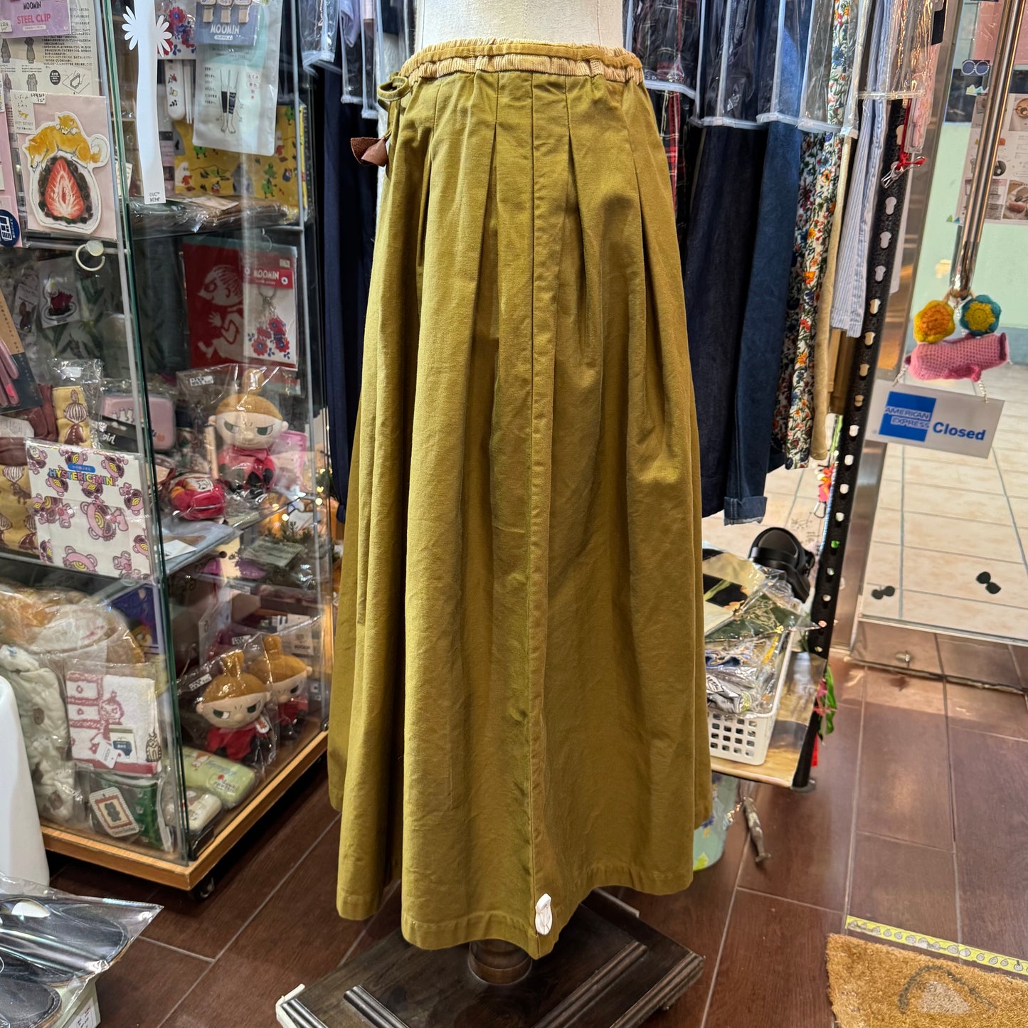 VM Beige Tuck Skirt, made in Japan