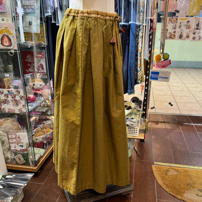 VM Beige Tuck Skirt, made in Japan