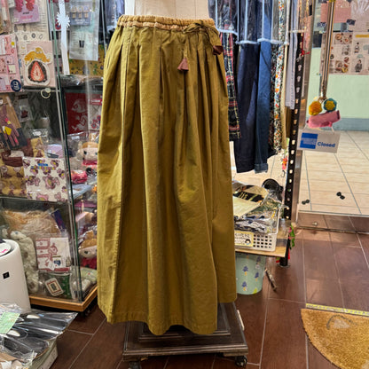 VM Beige Tuck Skirt, made in Japan