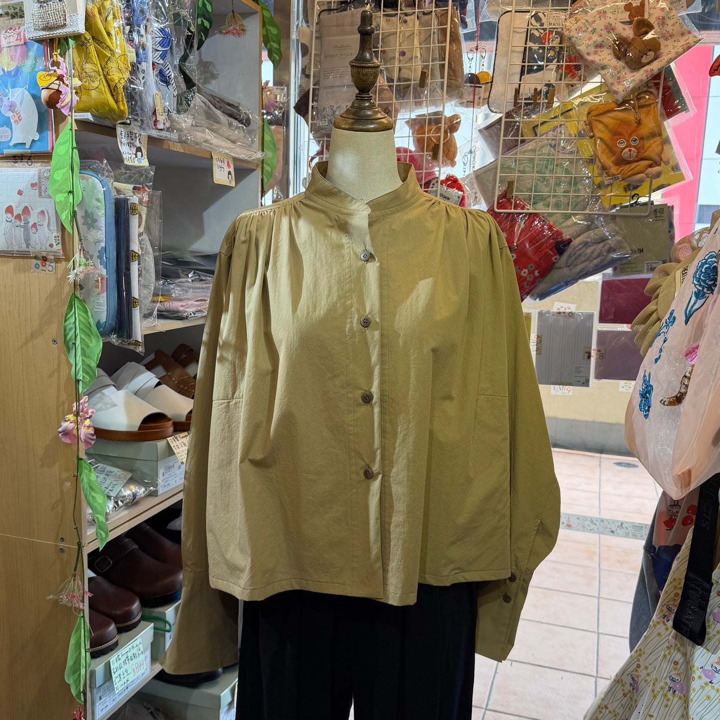 Liyoca Beige Shirt, made in Japan