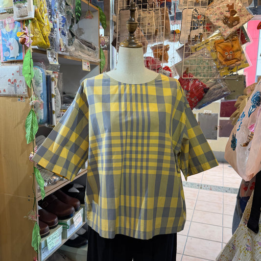 Vent d Ouest Yellow Checked 2 Way Blouse, made in Japan