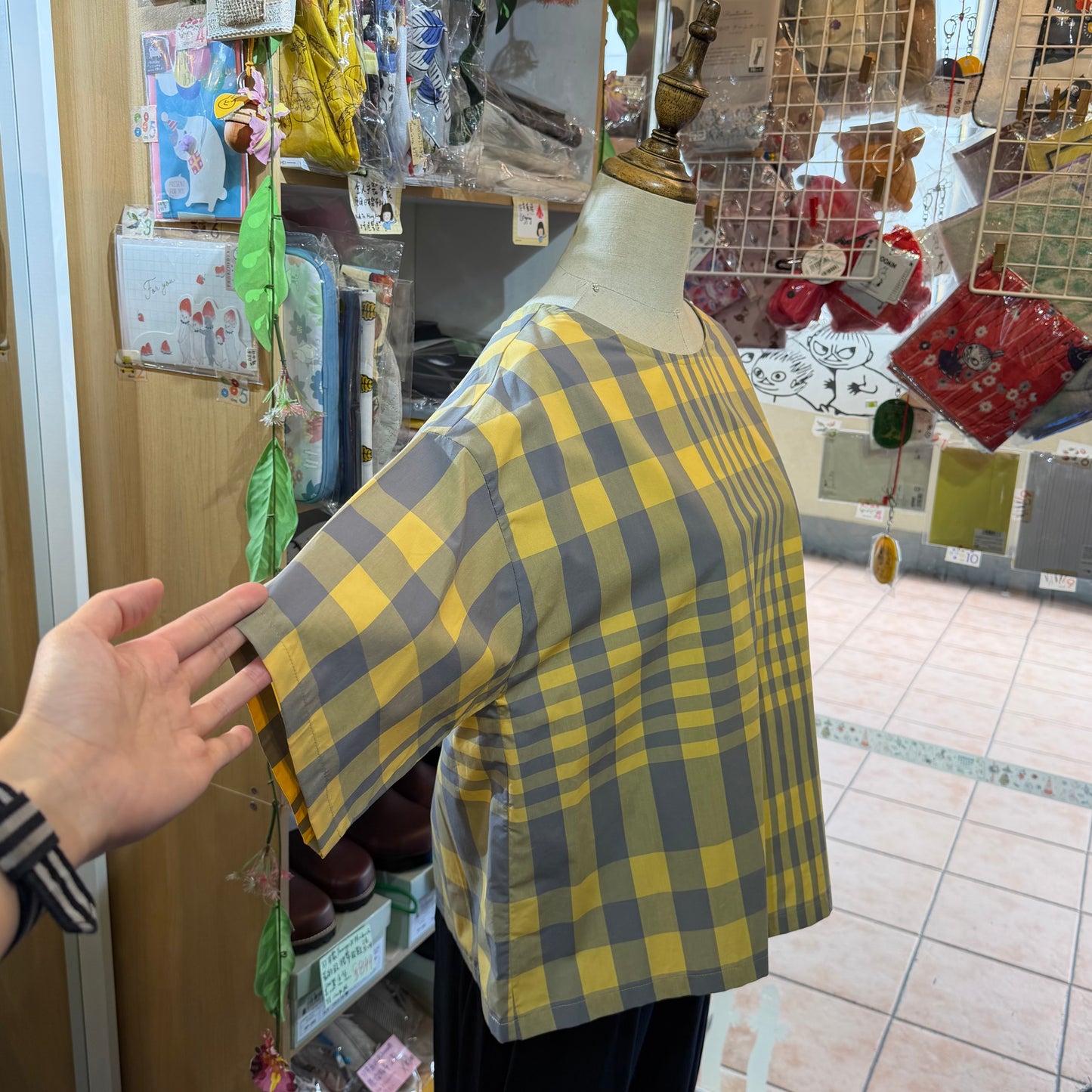 Vent d Ouest Yellow Checked 2 Way Blouse, made in Japan