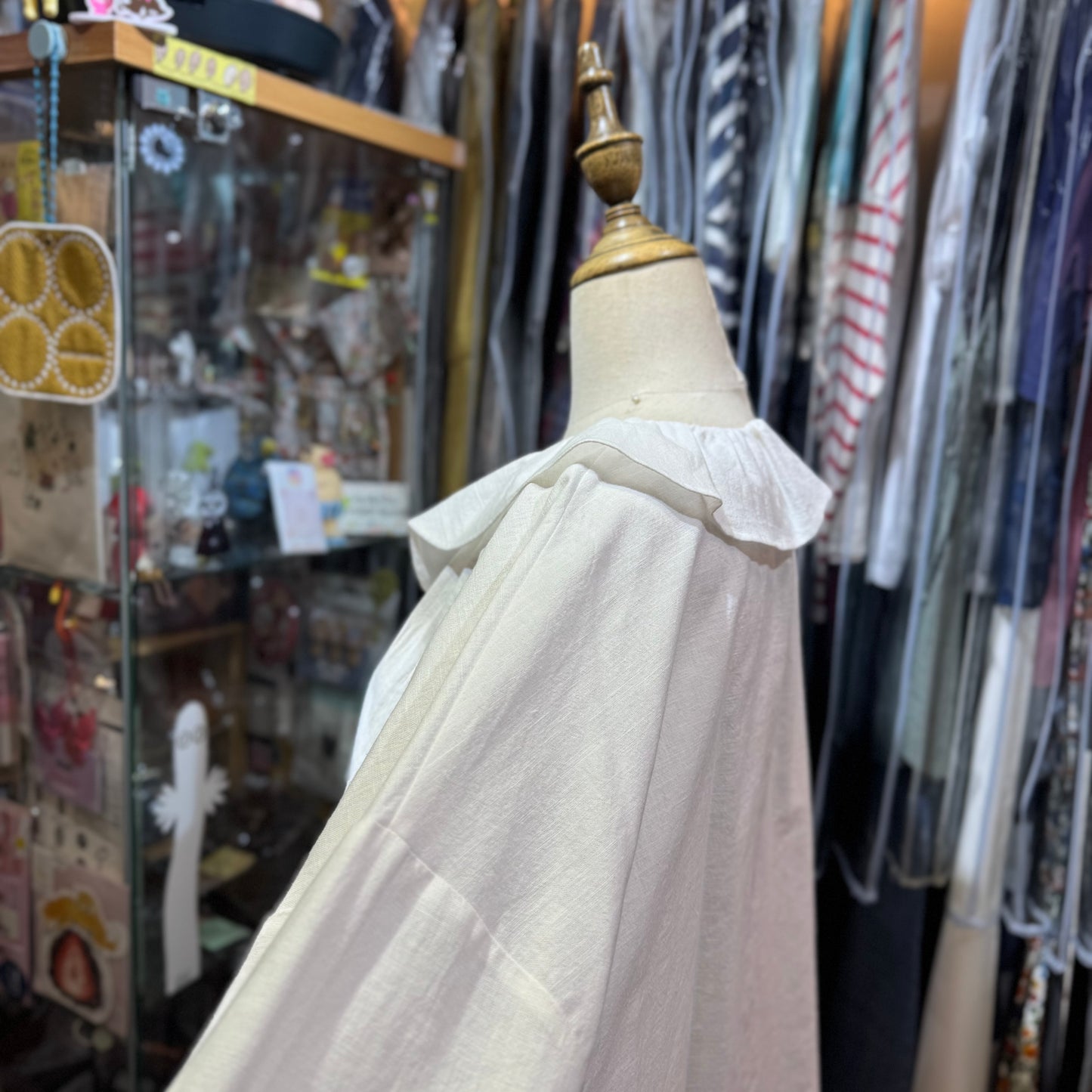 Sloe White Frill Collar Shirt