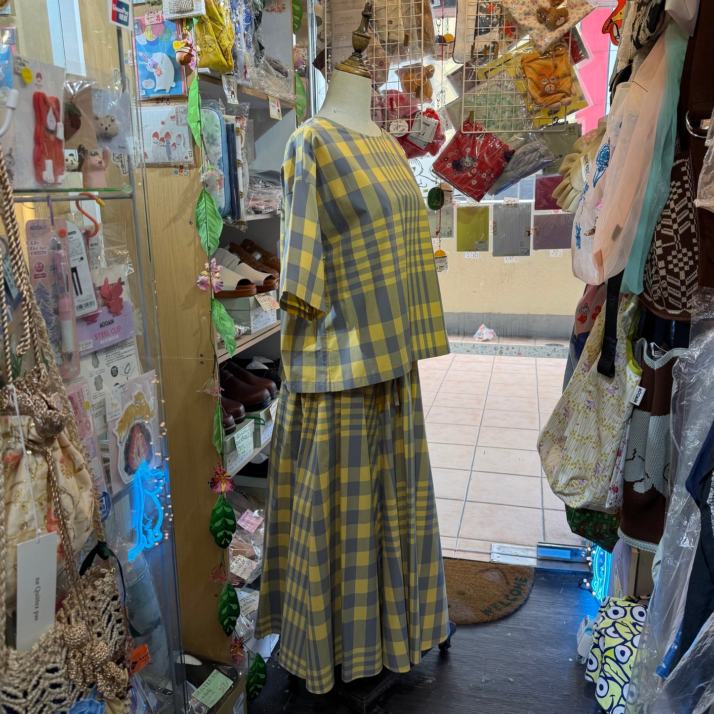 Vent d Ouest Checked Yellow Skirt, made in Japan