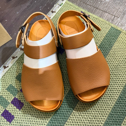 Tumugu X Hcubuch  Leather Sandals, 2 Colors, 2 Styles; fraktur & welle, made in Japan