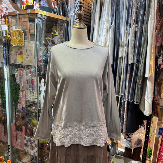 EXTRA20- Lueuf Grey Lace T-shirt, made in Japan