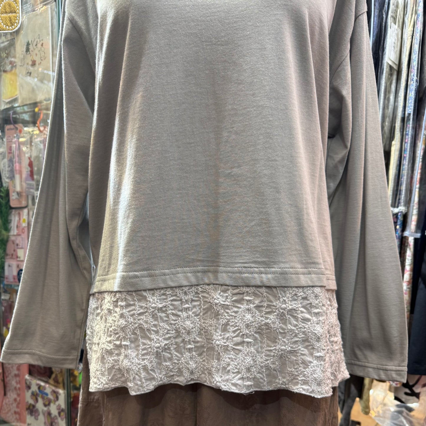 EXTRA20- Lueuf Grey Lace T-shirt, made in Japan