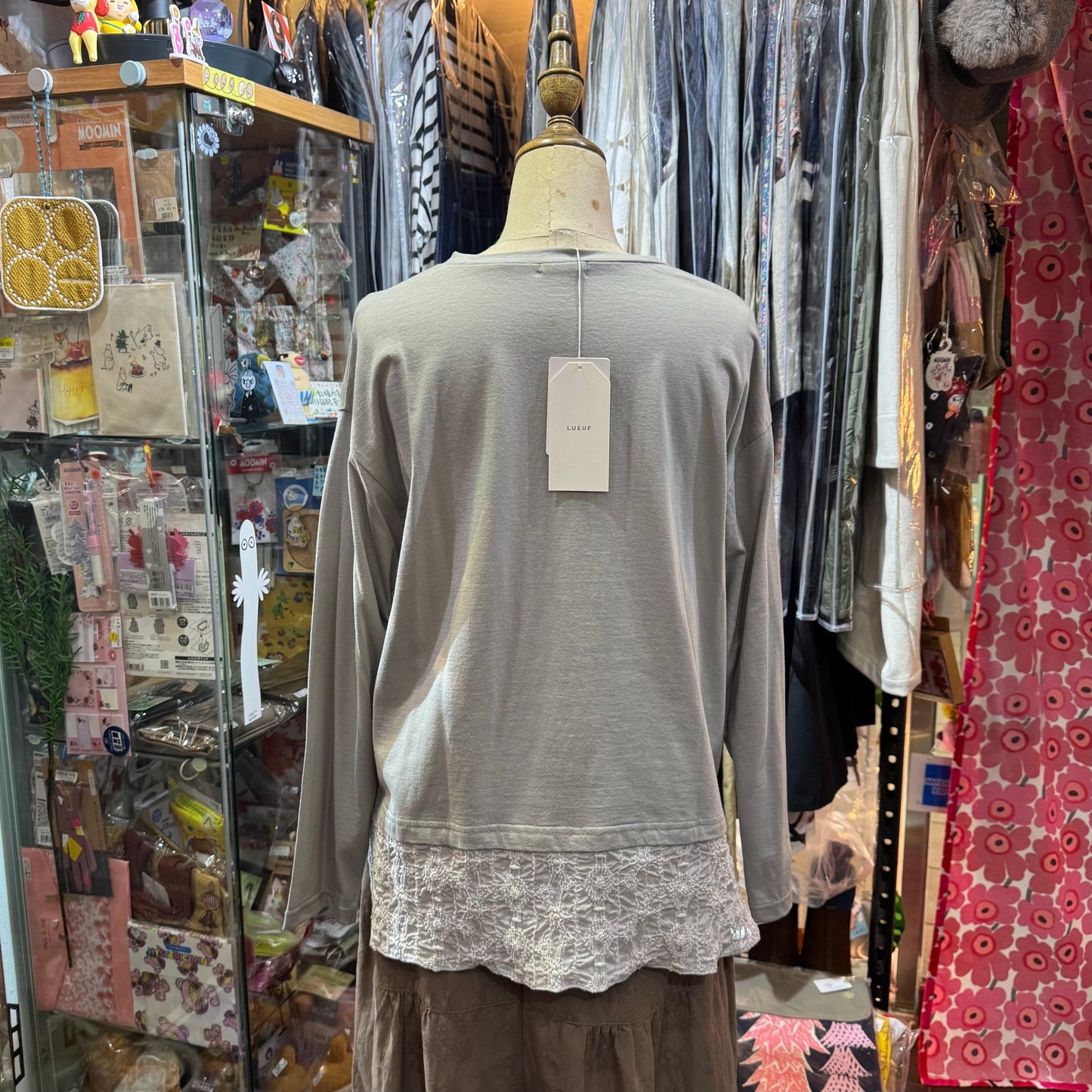 EXTRA20- Lueuf Grey Lace T-shirt, made in Japan