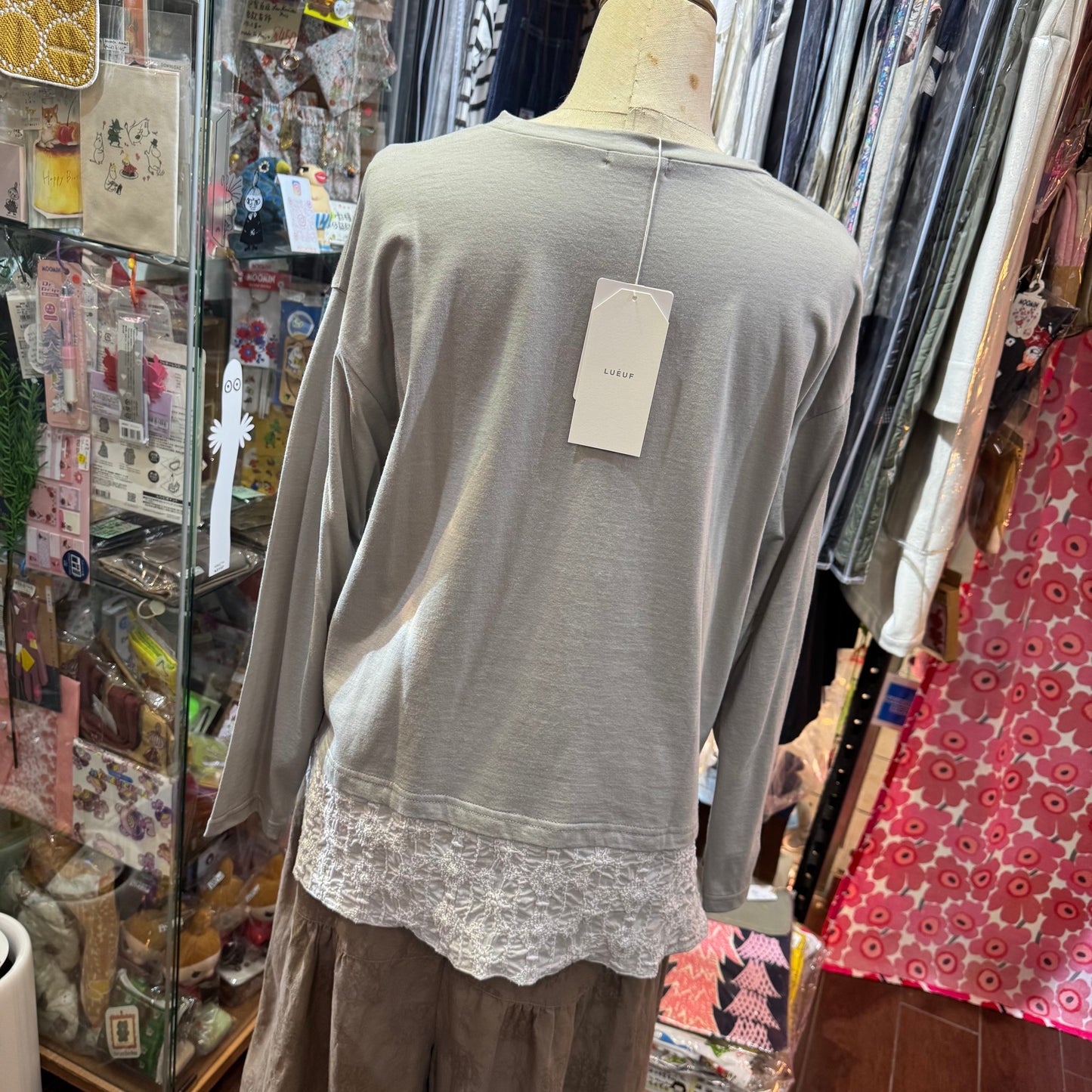 EXTRA20- Lueuf Grey Lace T-shirt, made in Japan