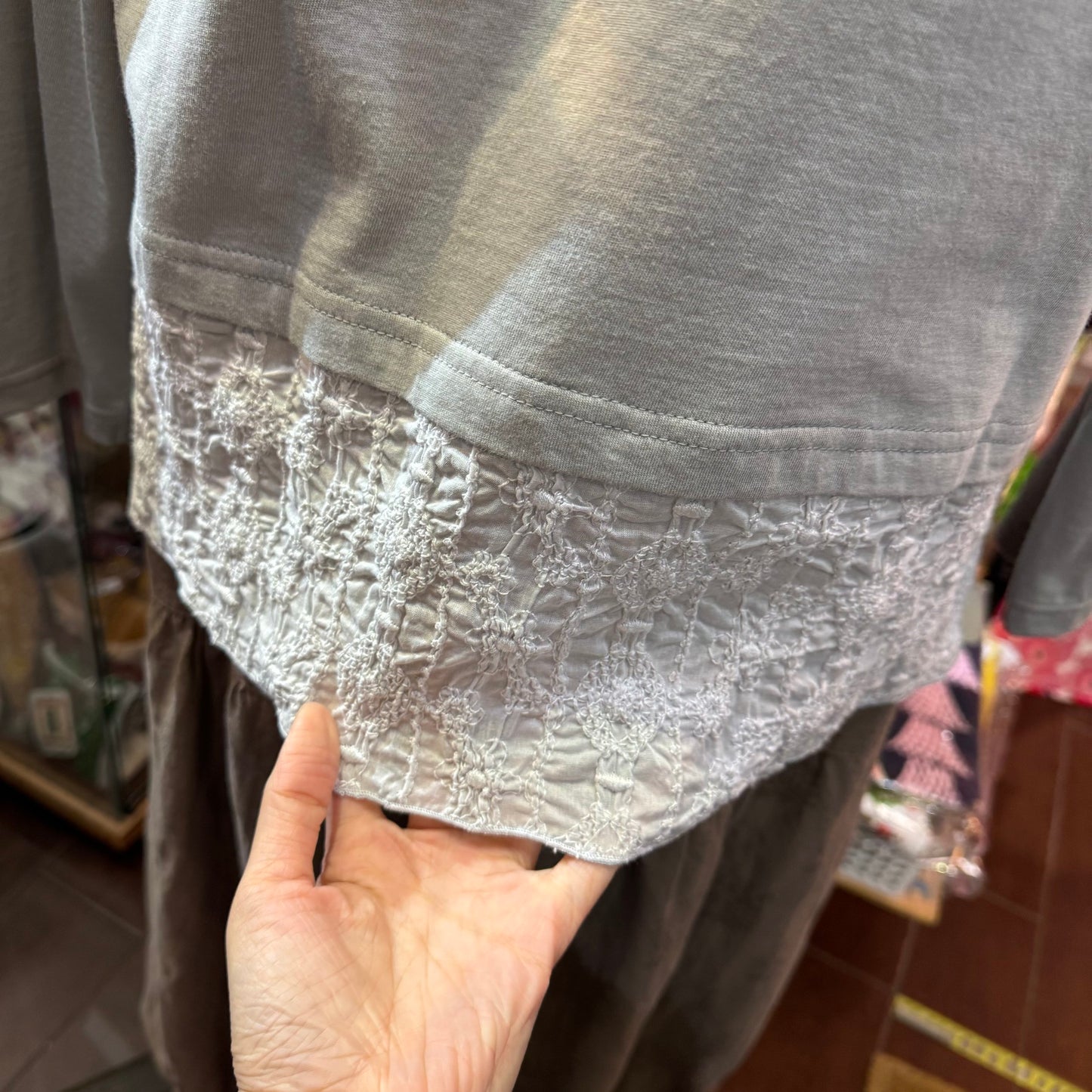 EXTRA20- Lueuf Grey Lace T-shirt, made in Japan