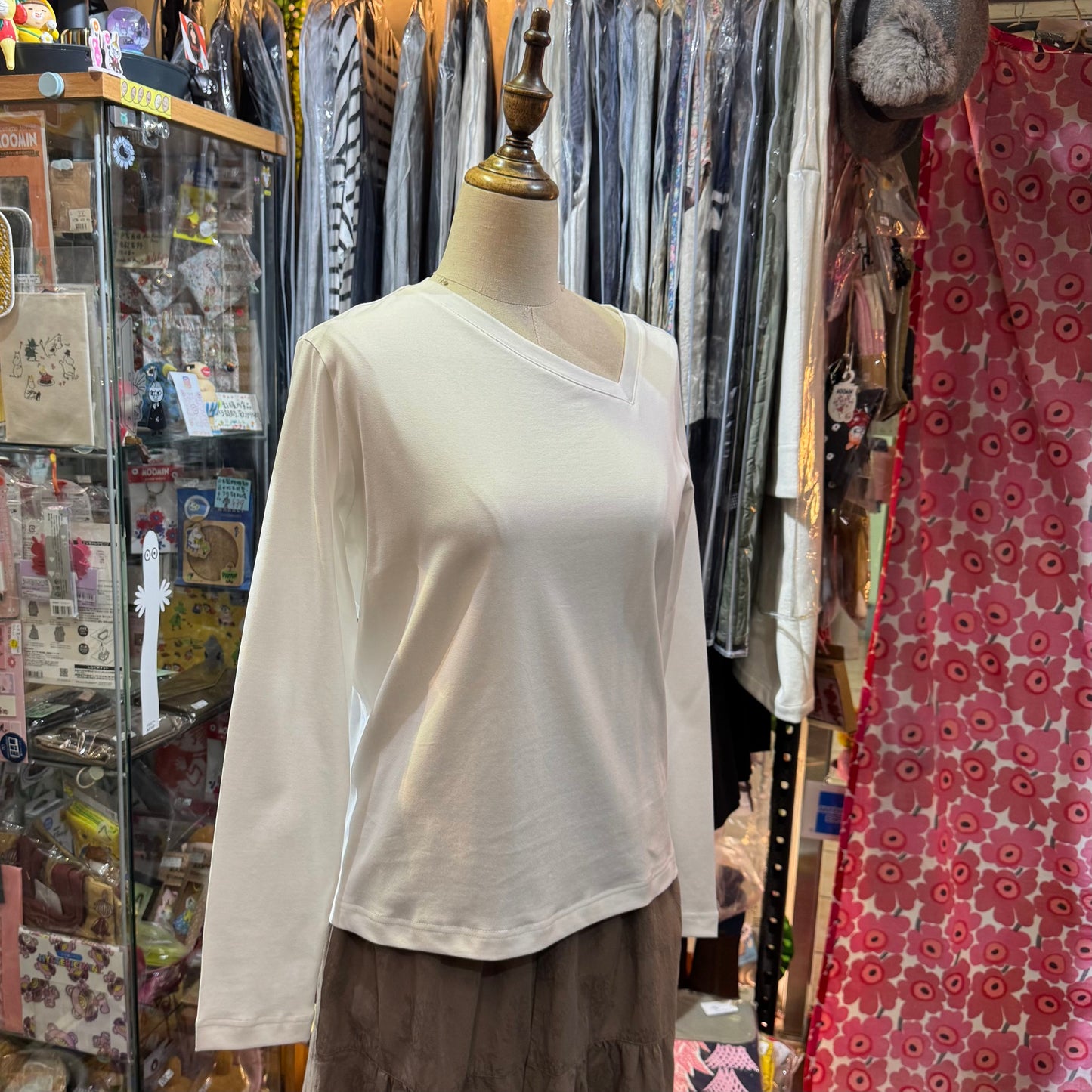 Midiumisolid White T-shirt, made in Japan