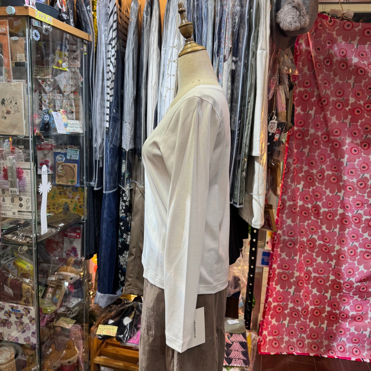 Midiumisolid White T-shirt, made in Japan