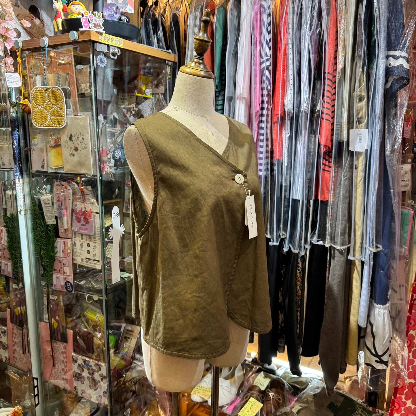 Vent d ouest Brown Vest Top, made in Japan