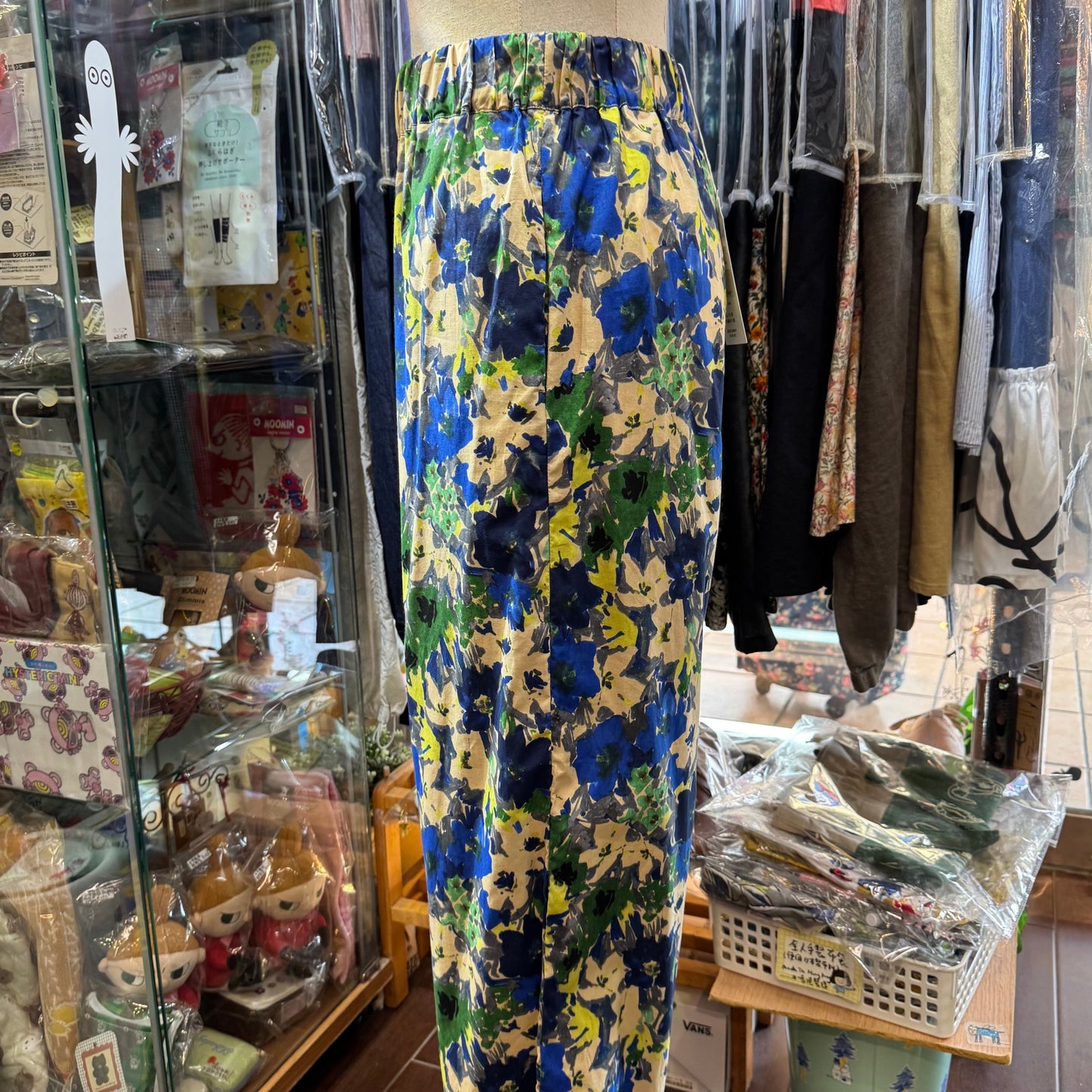 Sale- Lueuf Floral Pants, 2 Colors, made in Japan