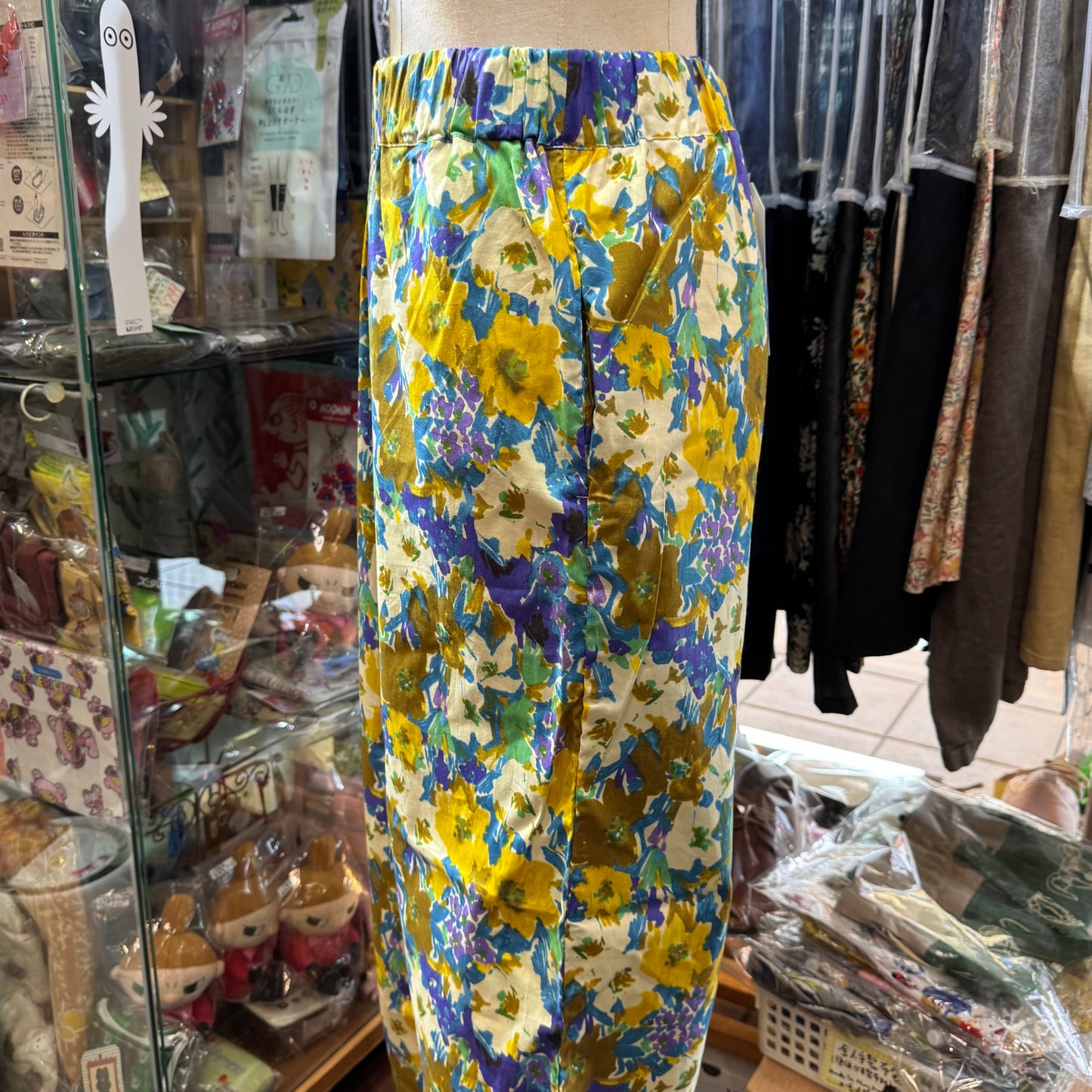 Sale- Lueuf Floral Pants, 2 Colors, made in Japan