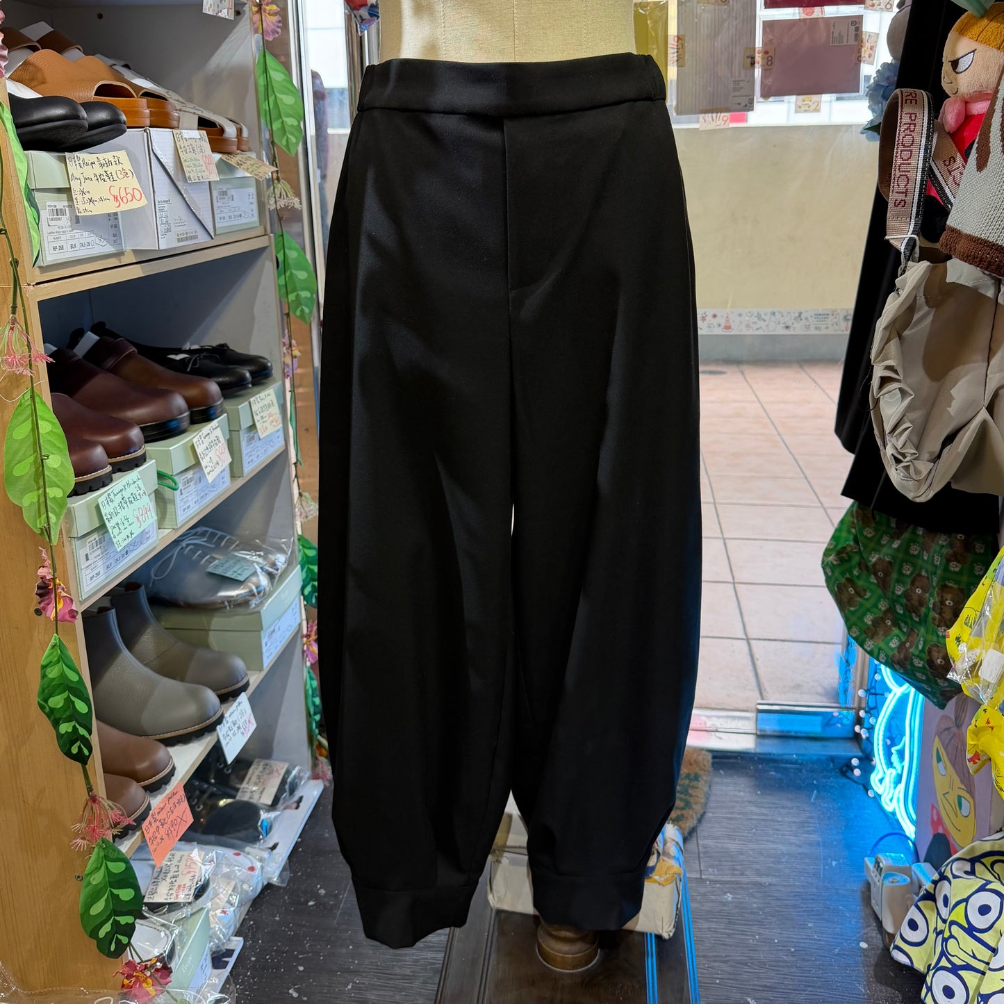 Mizuiro Ind Black Pants, made in Japan