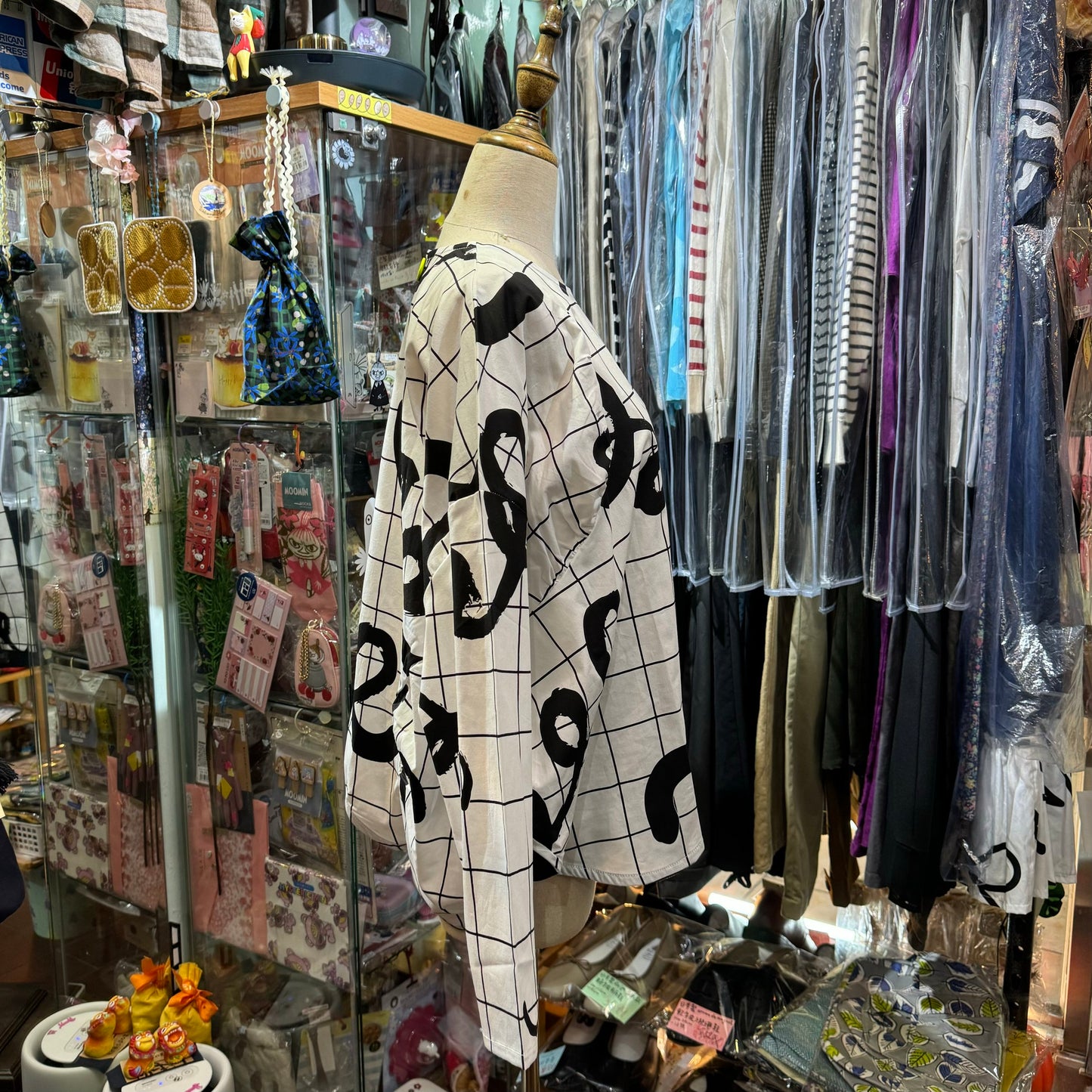 Sale- Frankygrow White Printed Top, Size F2, made in Japan