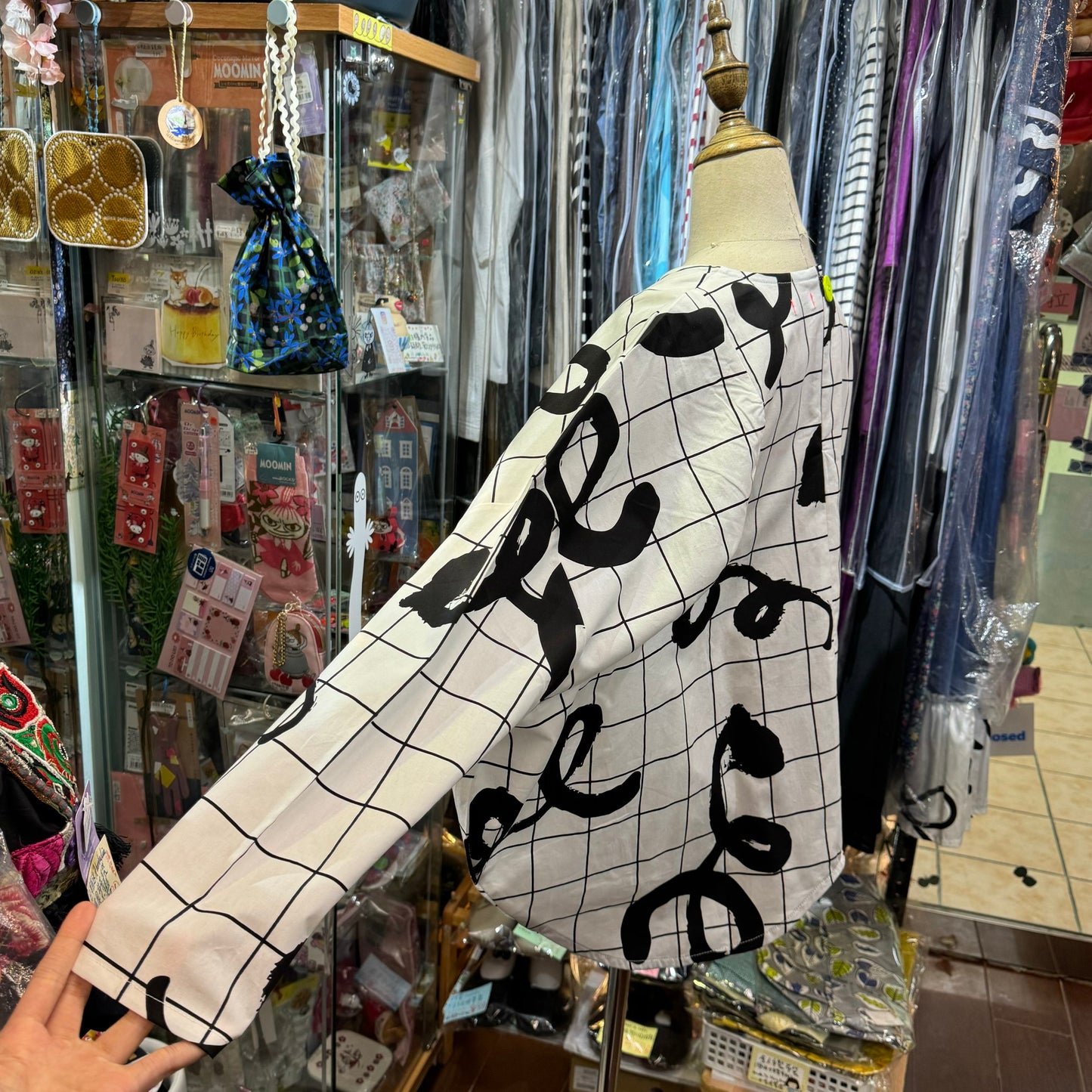 Sale- Frankygrow White Printed Top, Size F2, made in Japan