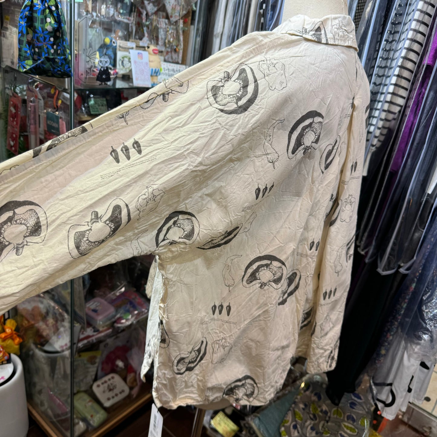 Veritecoeur Original Vegetable Prints Round Collar Ivory 2Way Shirt, made in Japan