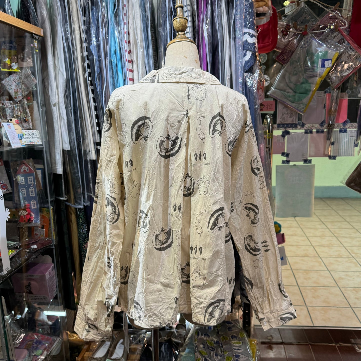 Veritecoeur Original Vegetable Prints Round Collar Ivory 2Way Shirt, made in Japan