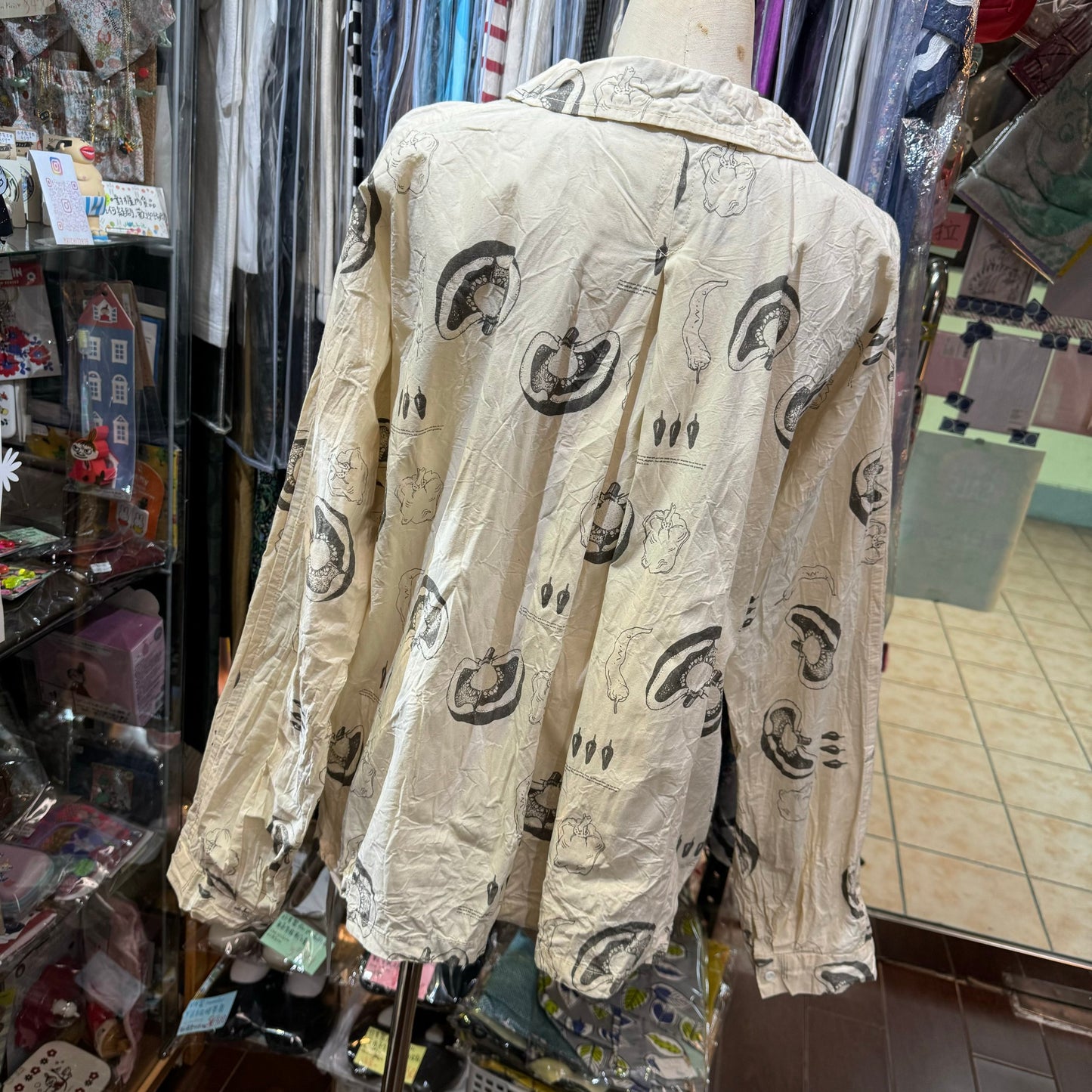 Veritecoeur Original Vegetable Prints Round Collar Ivory 2Way Shirt, made in Japan