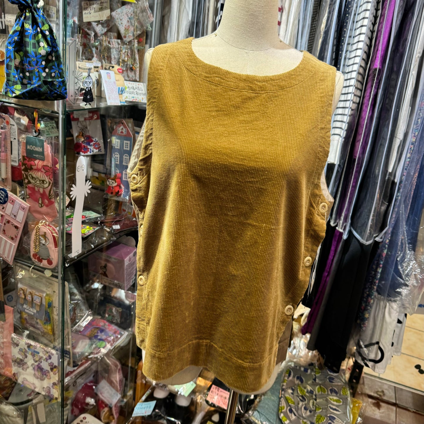 EXTRA20- Vent Blanc Caramel Vest, made in Japan