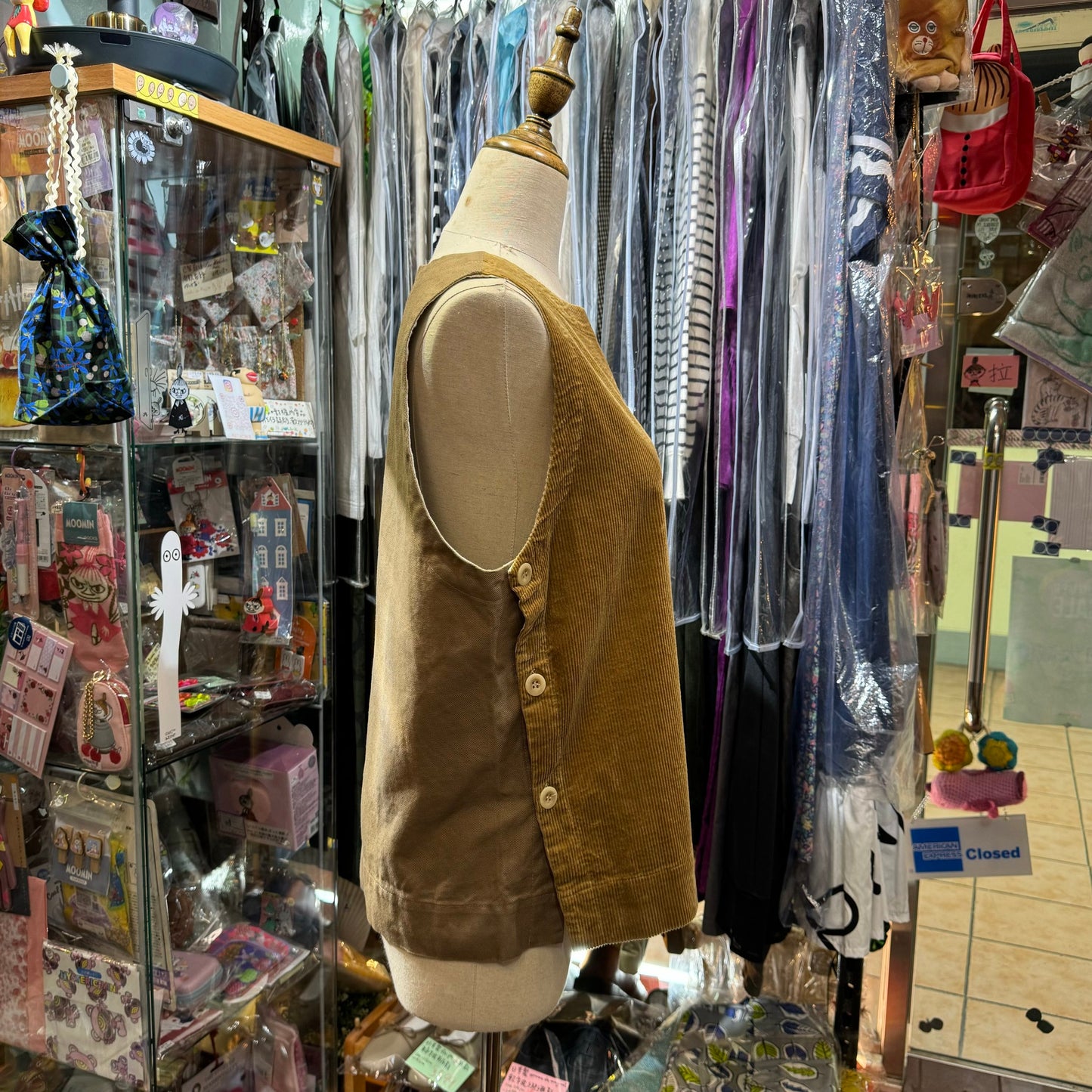 EXTRA20- Vent Blanc Caramel Vest, made in Japan