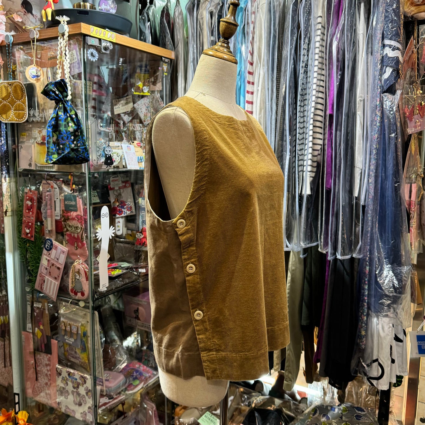 EXTRA20- Vent Blanc Caramel Vest, made in Japan