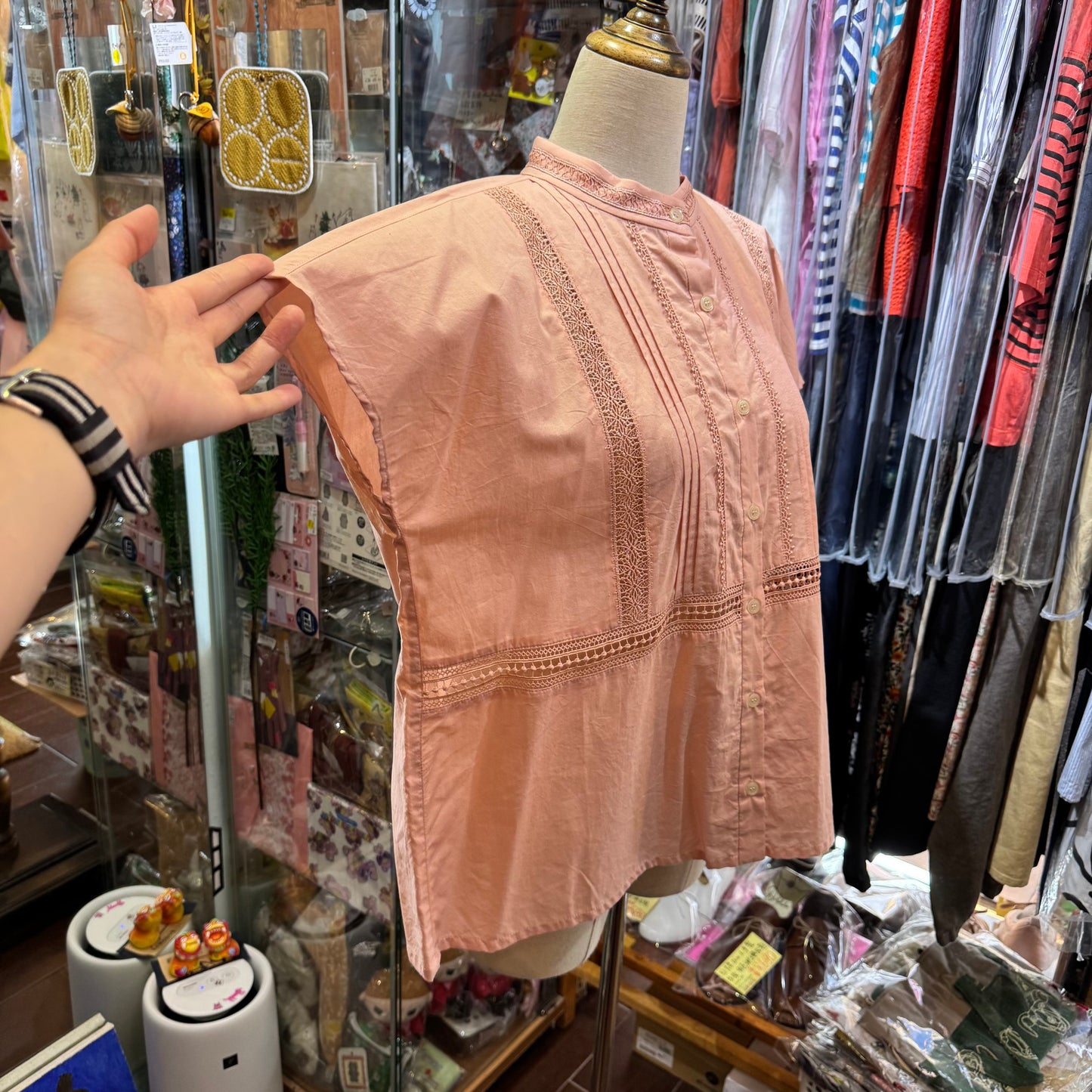 Ichi Lace Shirt, 2 Colors