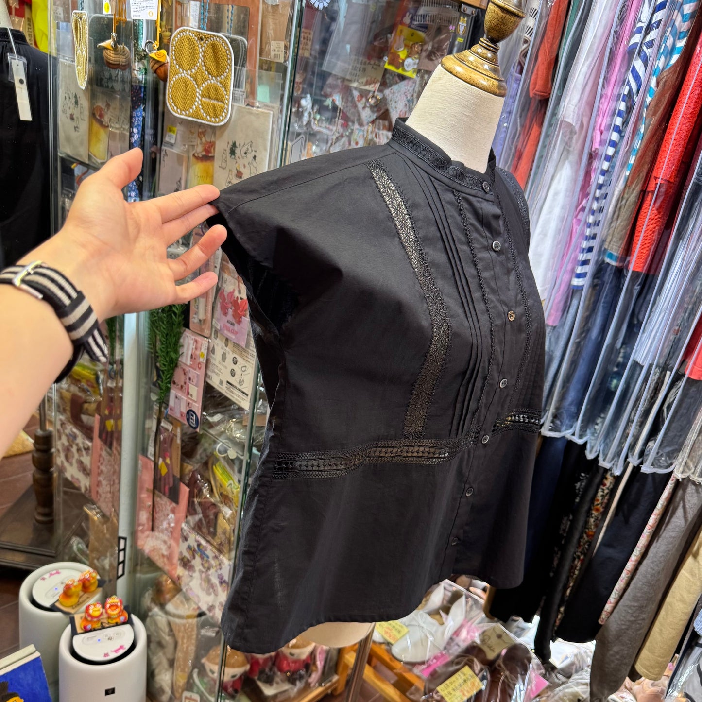 Ichi Lace Shirt, 2 Colors