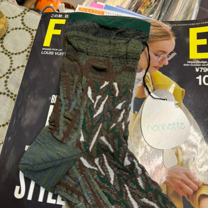 Nonnette Bird Festival khaki Socks, made in Japan