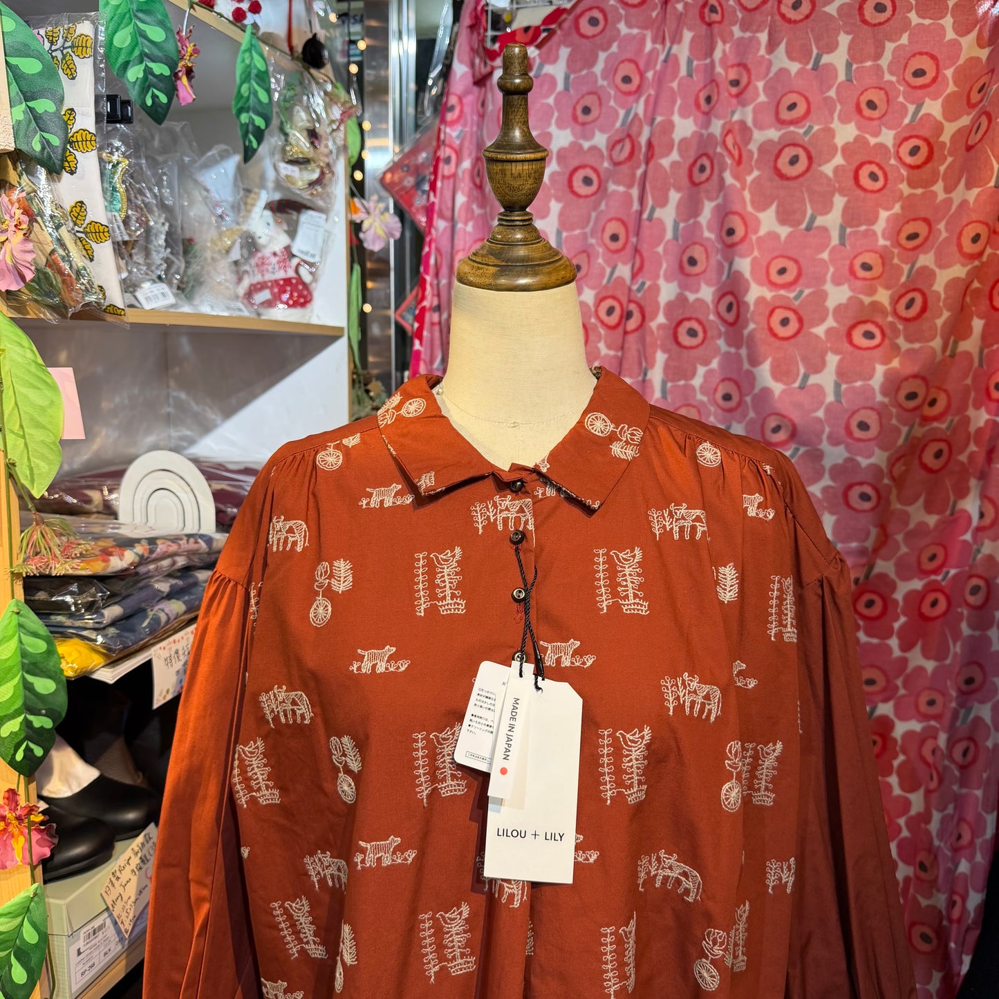 Sale- Lilou and Lily Embroidery Brick Blouse, made in Japan