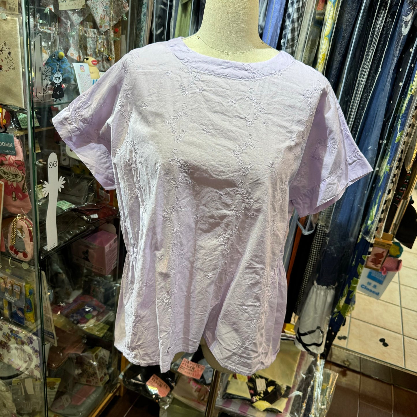 EXTRA20- Sun Valley Floral Embroidery Top, 2 Colors