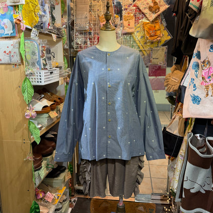 Yarra Neu X Sidogras Palm Tree Blue Shirt, made in Vietnam