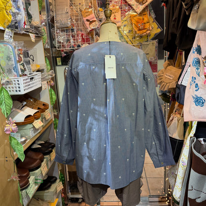 Yarra Neu X Sidogras Palm Tree Blue Shirt, made in Vietnam