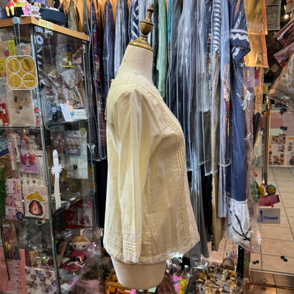 EXTRA30- ďun à Dix Ivory Lace Top