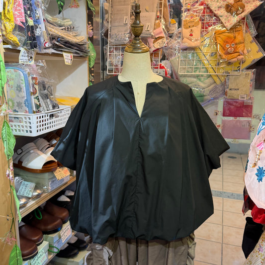 Mizuiro Ind 3-D Black Balloon Blouse, made in Japan