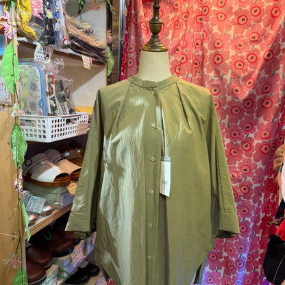 Yenn Green Shirt